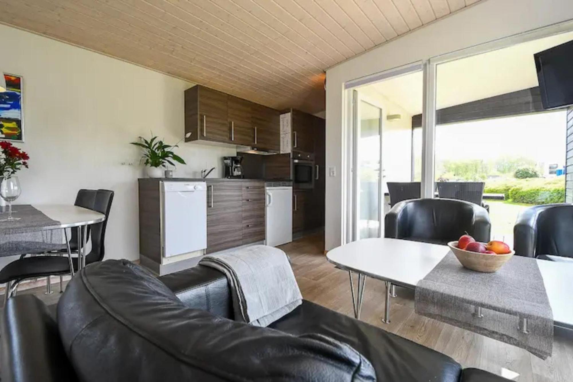 First Camp Skovlund Camping & Cottages Baring Bagian luar foto